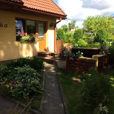 Lana House 4* Пярну