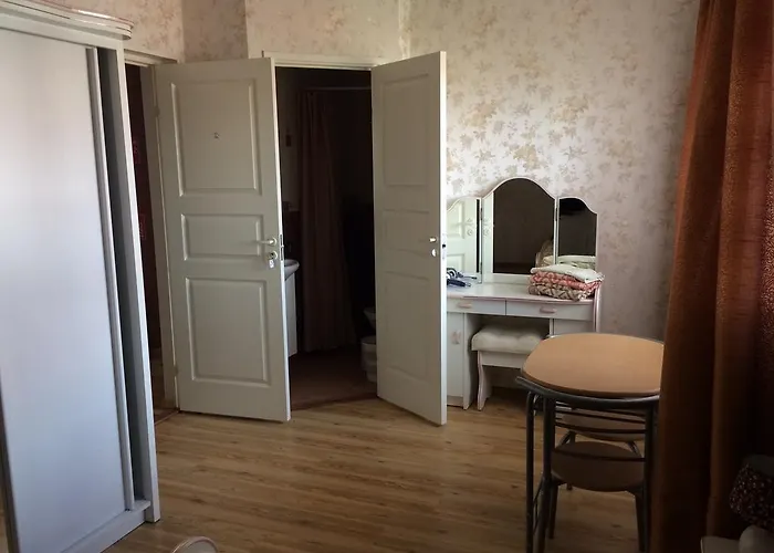 Lana House Guest house 3*